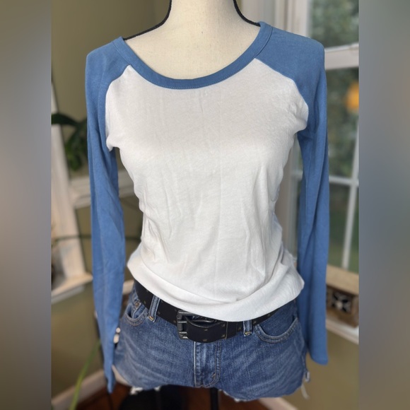 Chaser NWT raglan sleeve baseball tee size small PTP - Picture 1 of 4